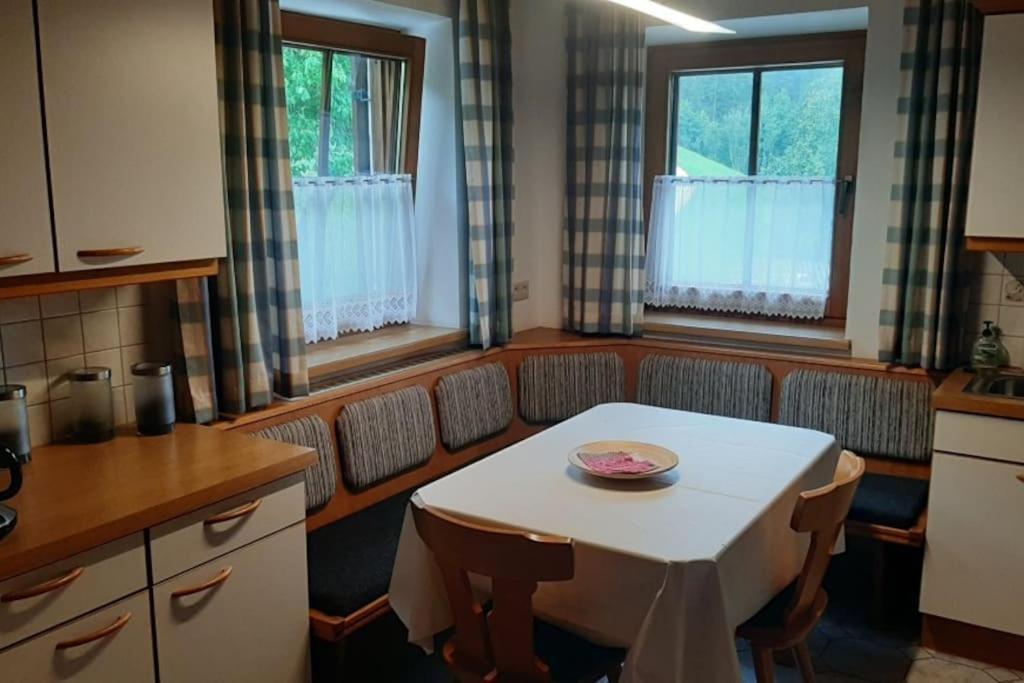 Alpine Cottage With Exceptional View مايرهوفن المظهر الخارجي الصورة